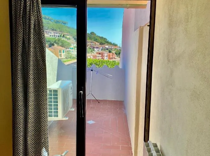 Holiday home Malea&mansarda By Solturelba