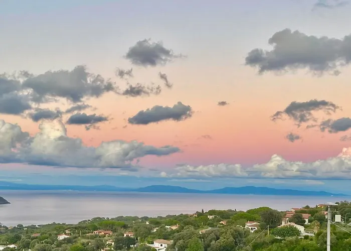 Malea&mansarda By Solturelba Holiday home *