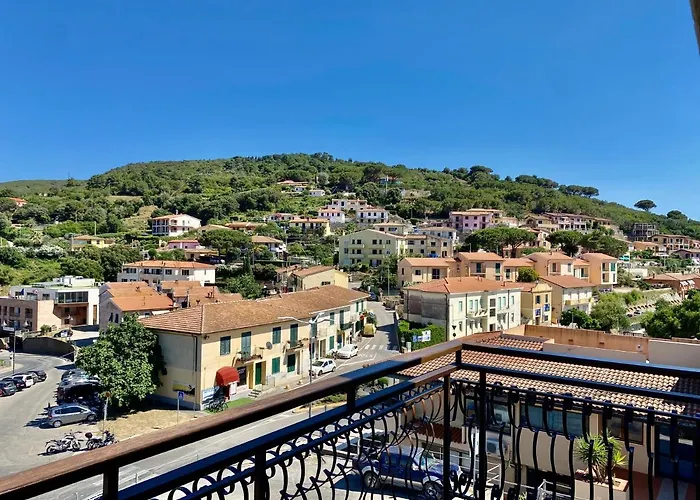 Malea&mansarda By Solturelba Casa de Férias *